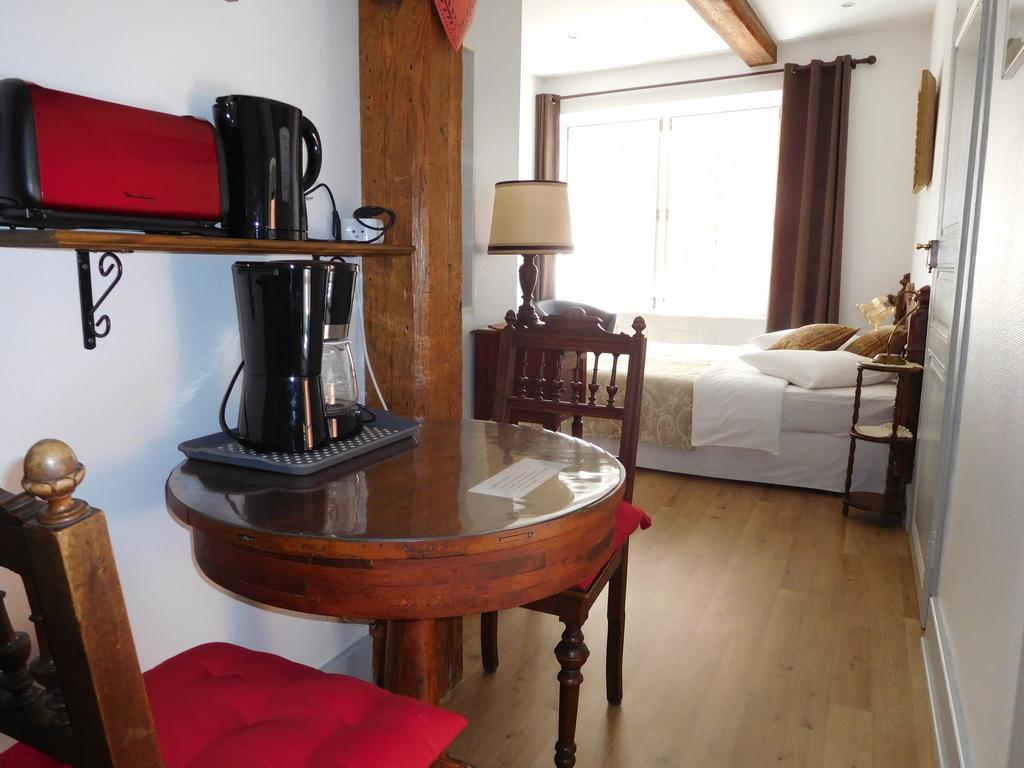 Location "Charme" Apartment Риквир Екстериор снимка